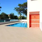 Poolside Serenity-beahost Apartment