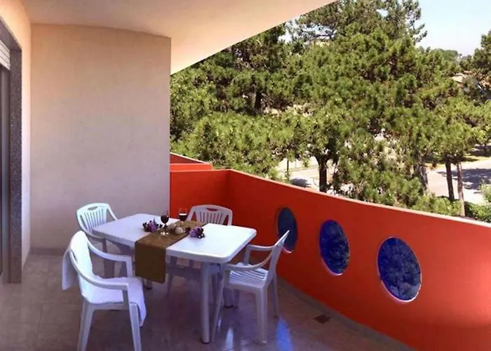 Poolside Serenity-beahost Apartman Bibione
